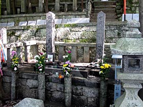 坂本龍馬墓・中岡慎太郎墓 坂本龍馬墓・中岡慎太郎墓