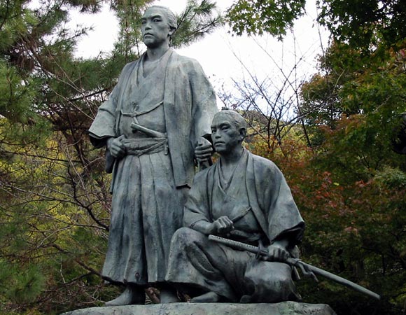 坂本龍馬・中岡慎太郎像 坂本龍馬・中岡慎太郎像